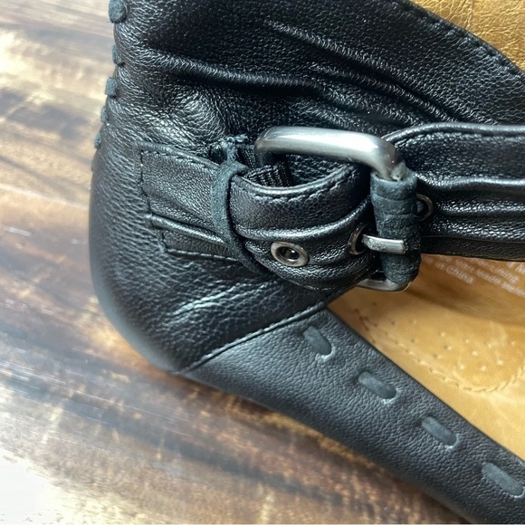 Naya Women's 'Fauna' Ankle-strap Flats Sz 4M - Picture 2 of 12